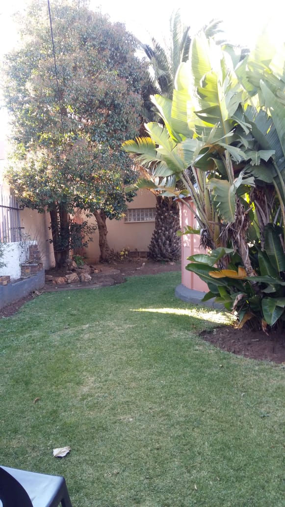 4 Bedroom Property for Sale in Sophiatown Gauteng