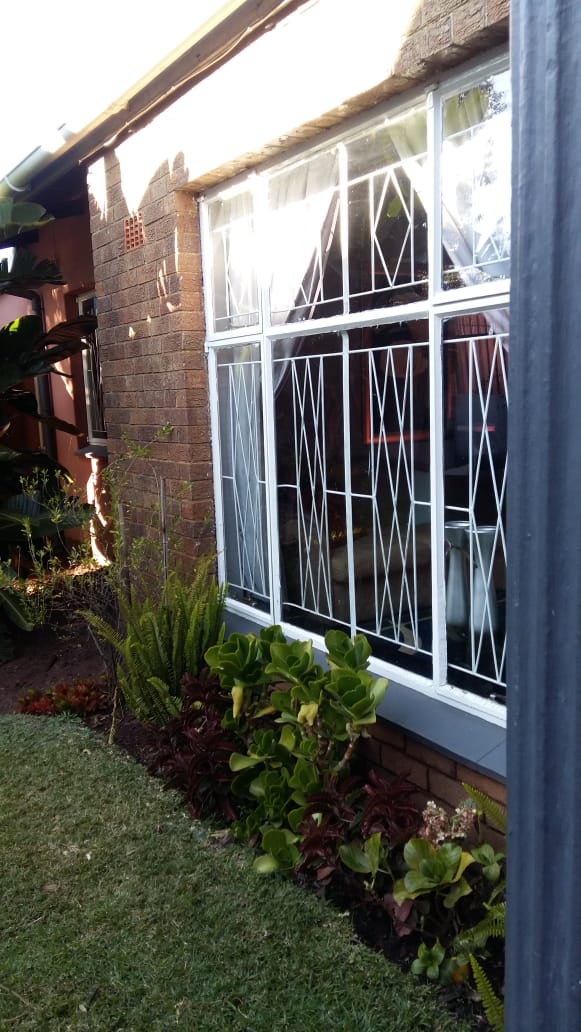 4 Bedroom Property for Sale in Sophiatown Gauteng