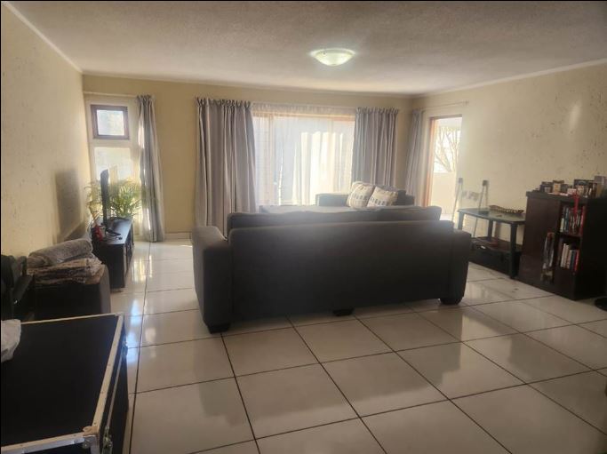 2 Bedroom Property for Sale in Dowerglen Ext 3 Gauteng