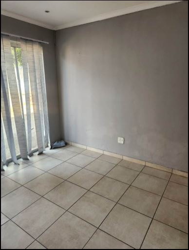 2 Bedroom Property for Sale in Dowerglen Ext 3 Gauteng