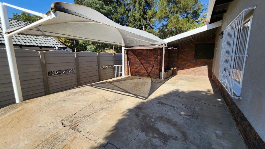 4 Bedroom Property for Sale in Randhart Gauteng