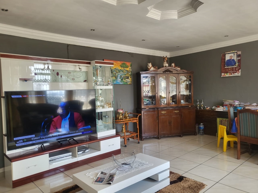 3 Bedroom Property for Sale in Tulisa Park Gauteng