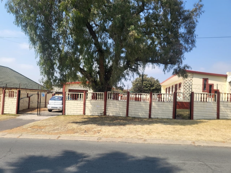 3 Bedroom Property for Sale in Tulisa Park Gauteng