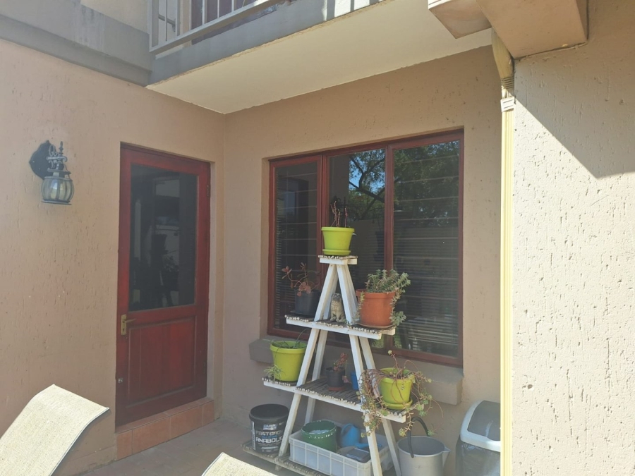 3 Bedroom Property for Sale in Dowerglen Ext 4 Gauteng