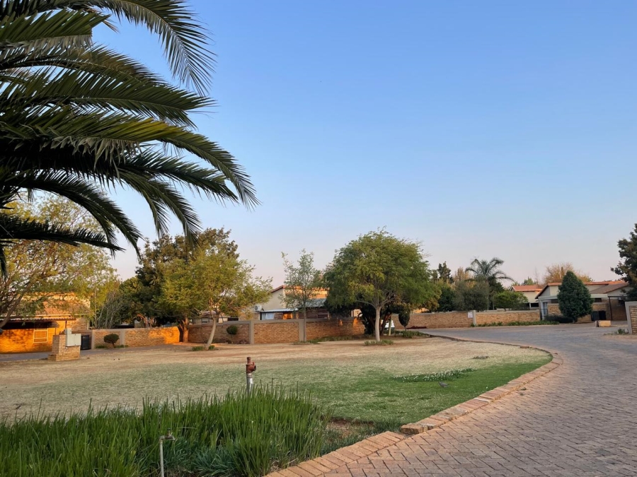 3 Bedroom Property for Sale in Heuweloord Gauteng