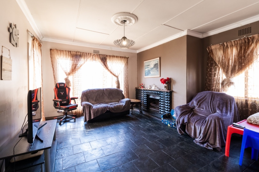 3 Bedroom Property for Sale in Rhodesfield Gauteng