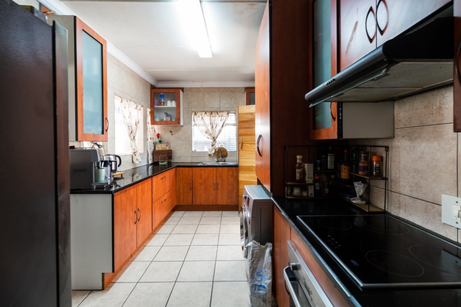 3 Bedroom Property for Sale in Rhodesfield Gauteng