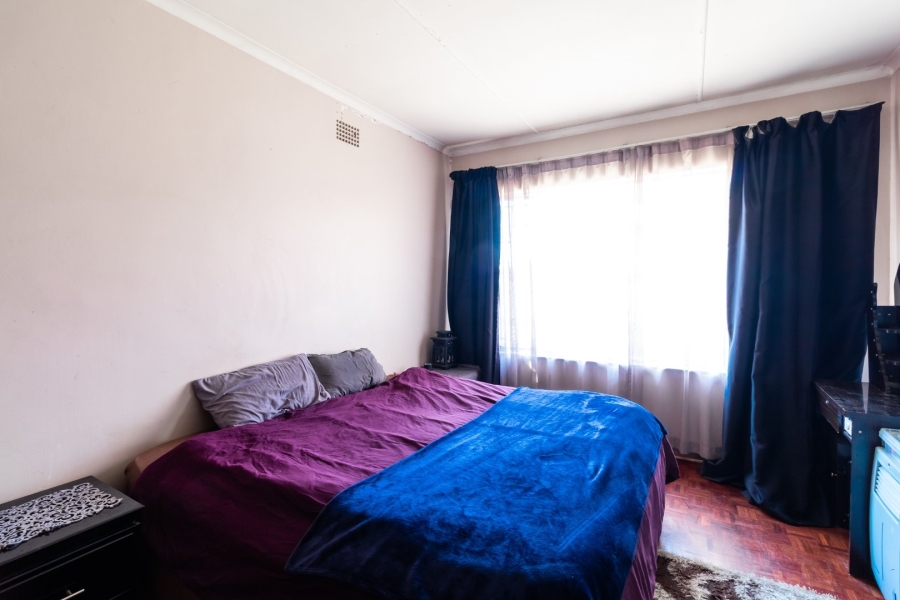 3 Bedroom Property for Sale in Rhodesfield Gauteng