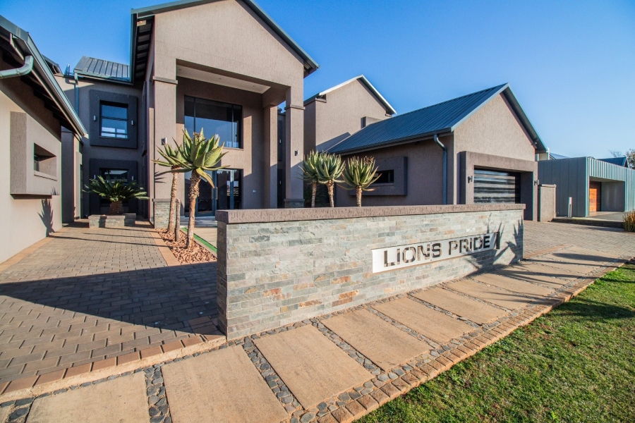 4 Bedroom Property for Sale in Serengeti Lifestyle Estate Gauteng