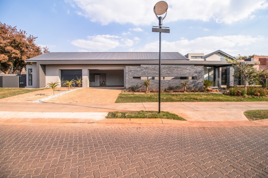 4 Bedroom Property for Sale in Serengeti Lifestyle Estate Gauteng