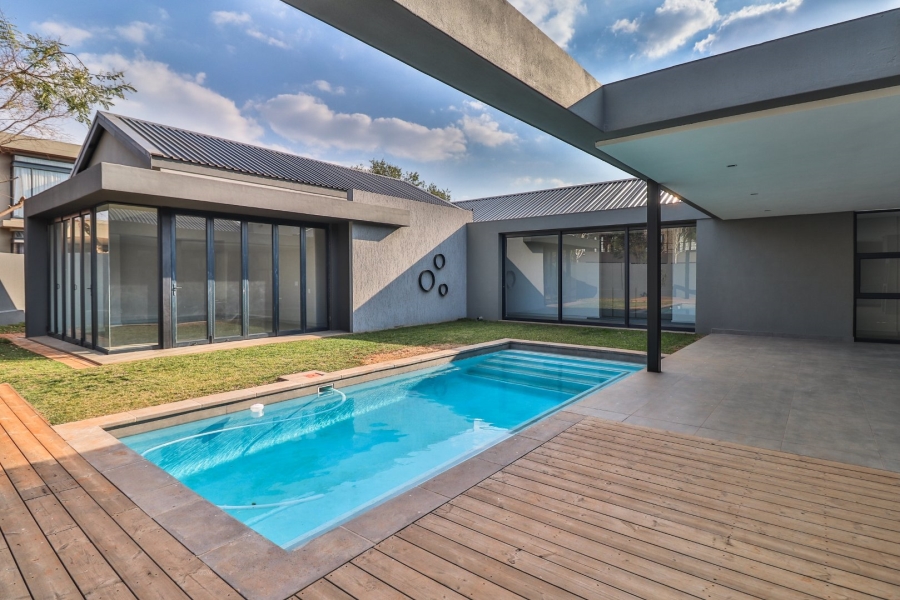 4 Bedroom Property for Sale in Serengeti Lifestyle Estate Gauteng