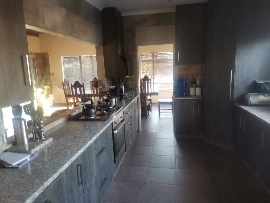 4 Bedroom Property for Sale in Edleen Gauteng