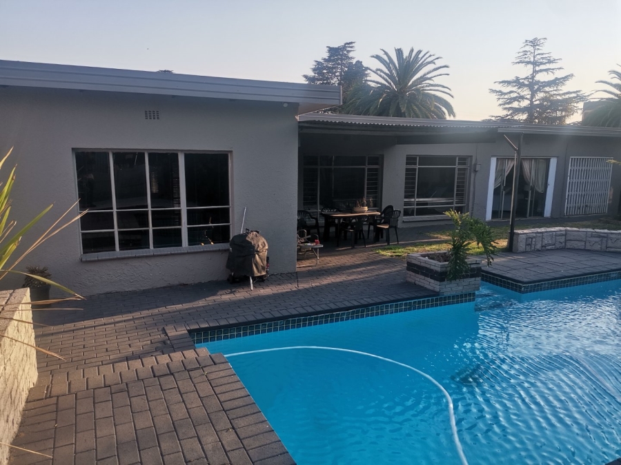 4 Bedroom Property for Sale in Edleen Gauteng