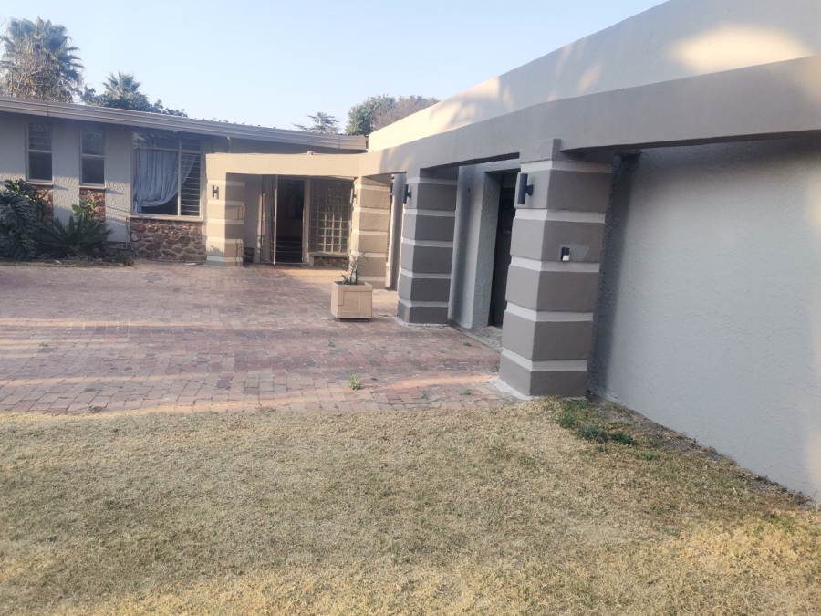 4 Bedroom Property for Sale in Edleen Gauteng