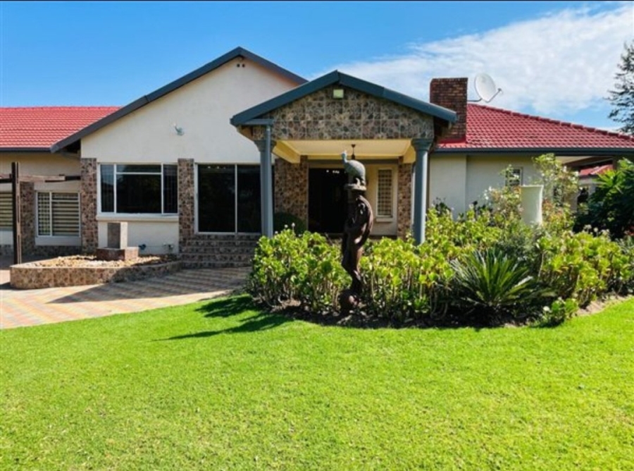 8 Bedroom Property for Sale in Randjesfontein A H Gauteng