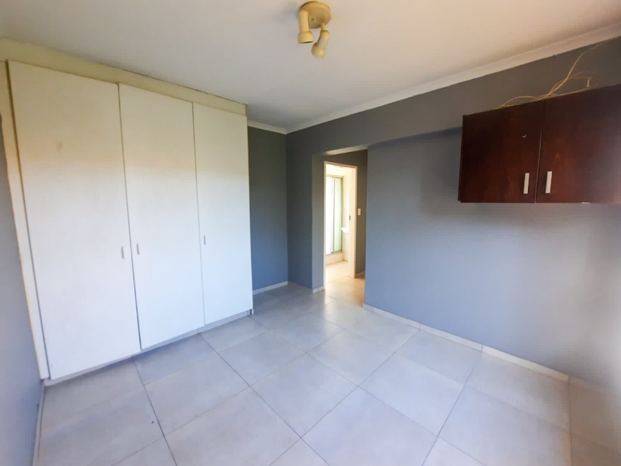 2 Bedroom Property for Sale in Wilgeheuwel Gauteng