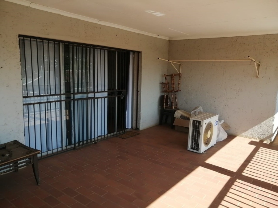 4 Bedroom Property for Sale in Amandasig Gauteng