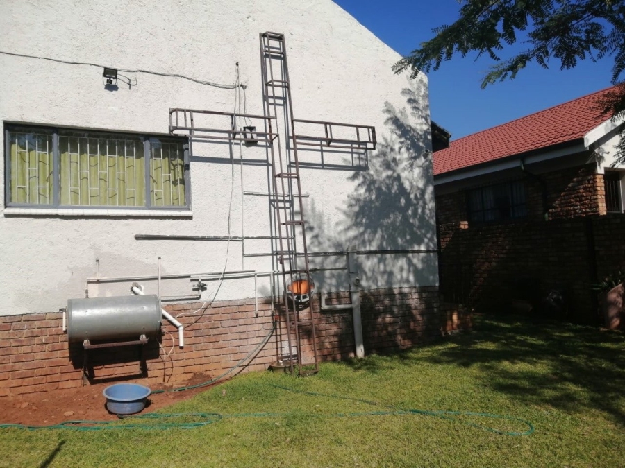 4 Bedroom Property for Sale in Amandasig Gauteng