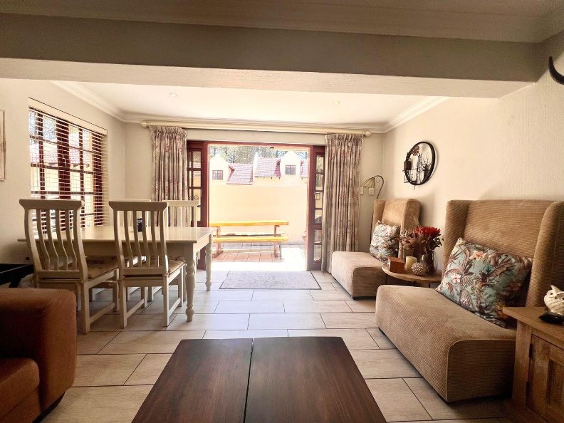 2 Bedroom Property for Sale in Bryanston Gauteng