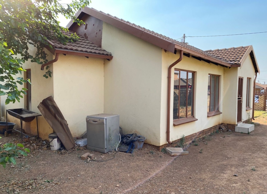 3 Bedroom Property for Sale in Mahube Valley Gauteng