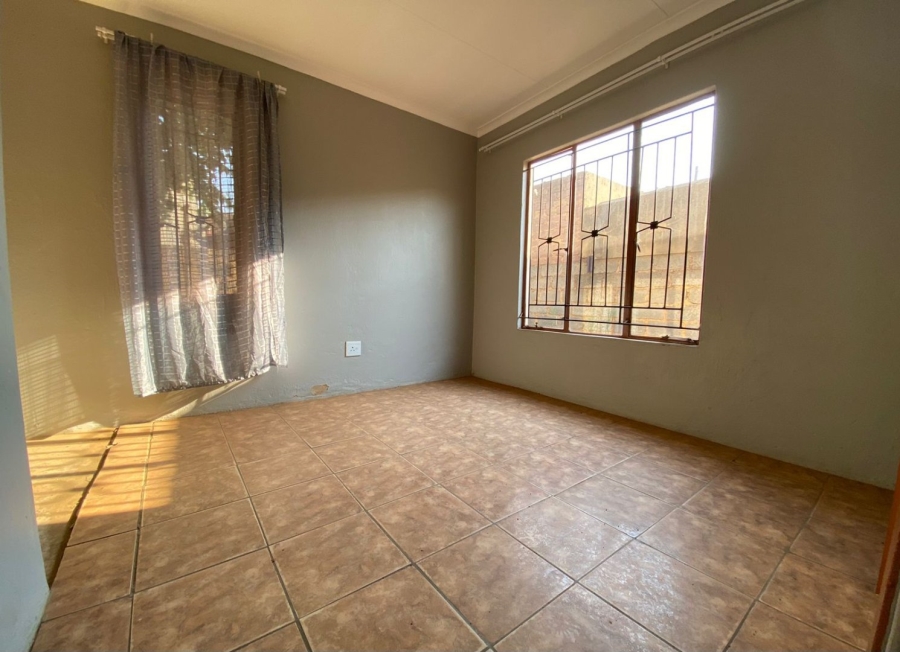 3 Bedroom Property for Sale in Mahube Valley Gauteng