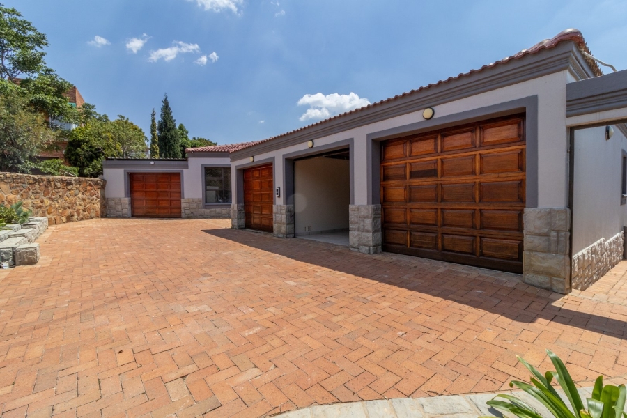 3 Bedroom Property for Sale in Glenvista Gauteng