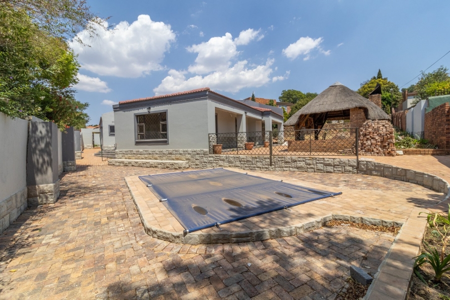 3 Bedroom Property for Sale in Glenvista Gauteng