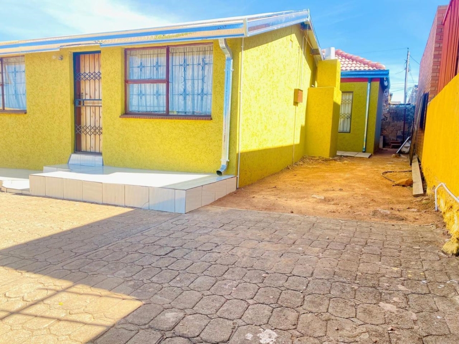 2 Bedroom Property for Sale in Mofolo Gauteng