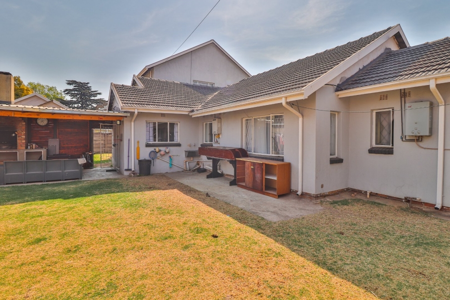 3 Bedroom Property for Sale in Bonaero Park Gauteng