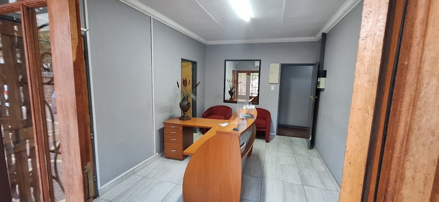  Bedroom Property for Sale in Lynnwood Glen Gauteng