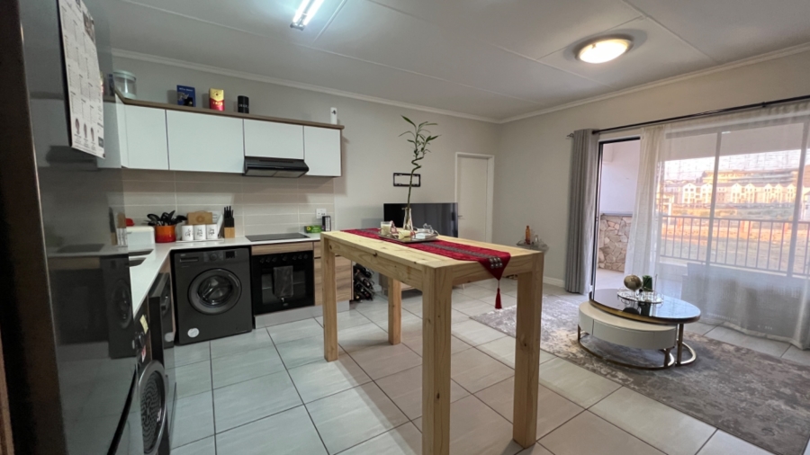 To Let 1 Bedroom Property for Rent in Waterfall Gauteng