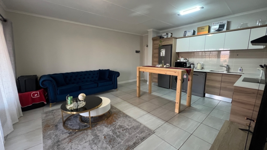 To Let 1 Bedroom Property for Rent in Waterfall Gauteng