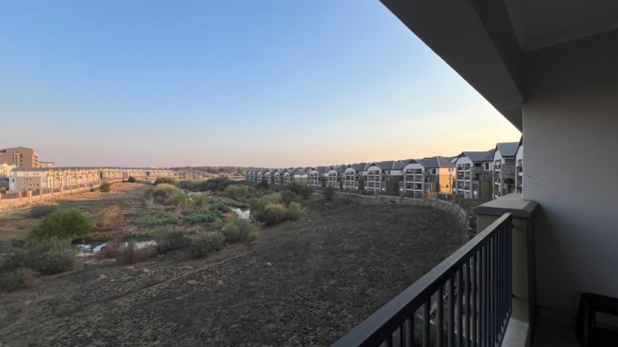 To Let 1 Bedroom Property for Rent in Waterfall Gauteng