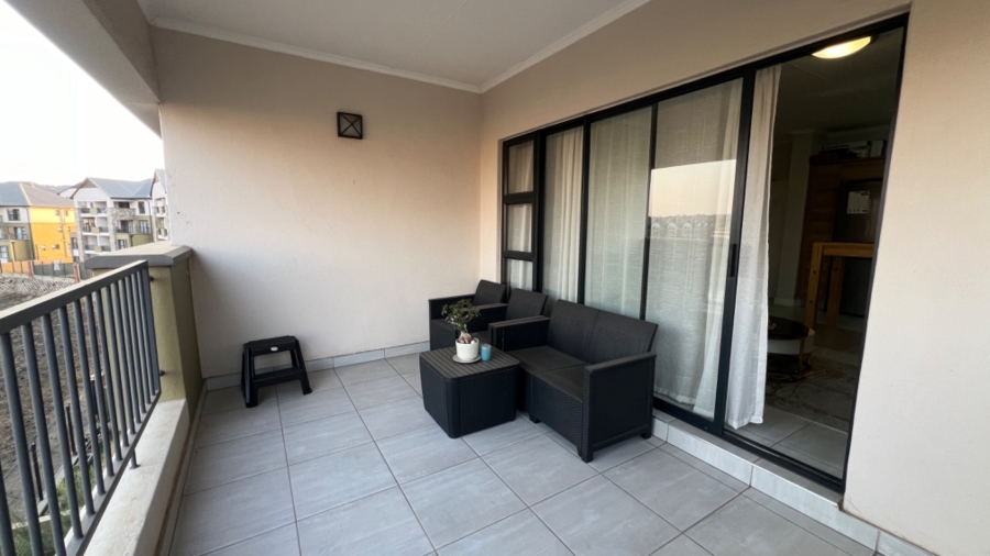 To Let 1 Bedroom Property for Rent in Waterfall Gauteng