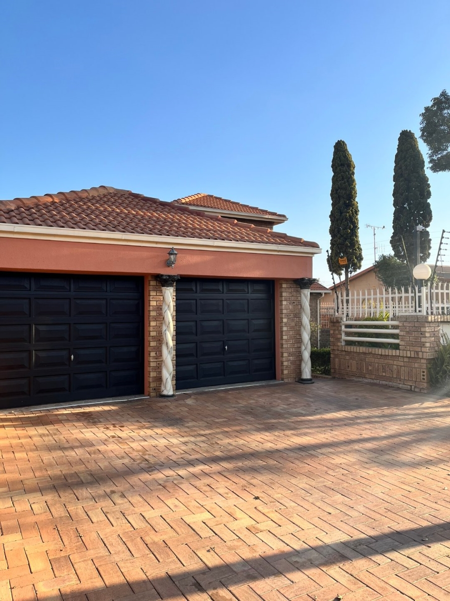 3 Bedroom Property for Sale in Eersterust Gauteng