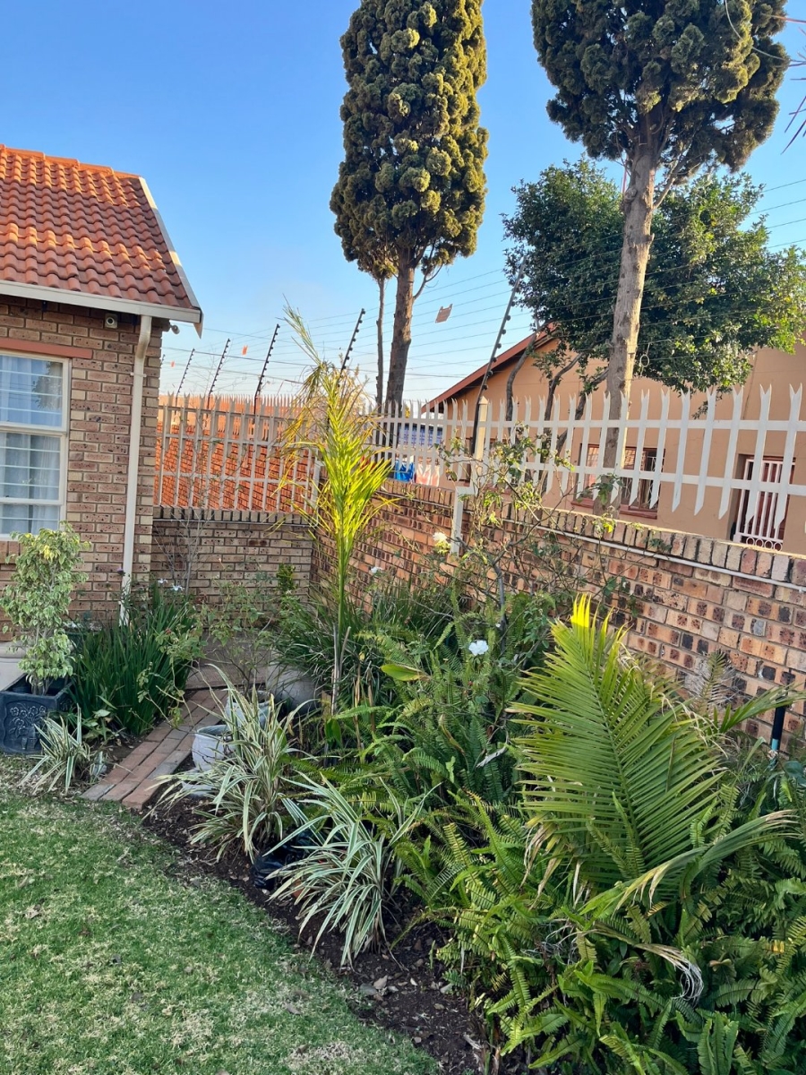 3 Bedroom Property for Sale in Eersterust Gauteng