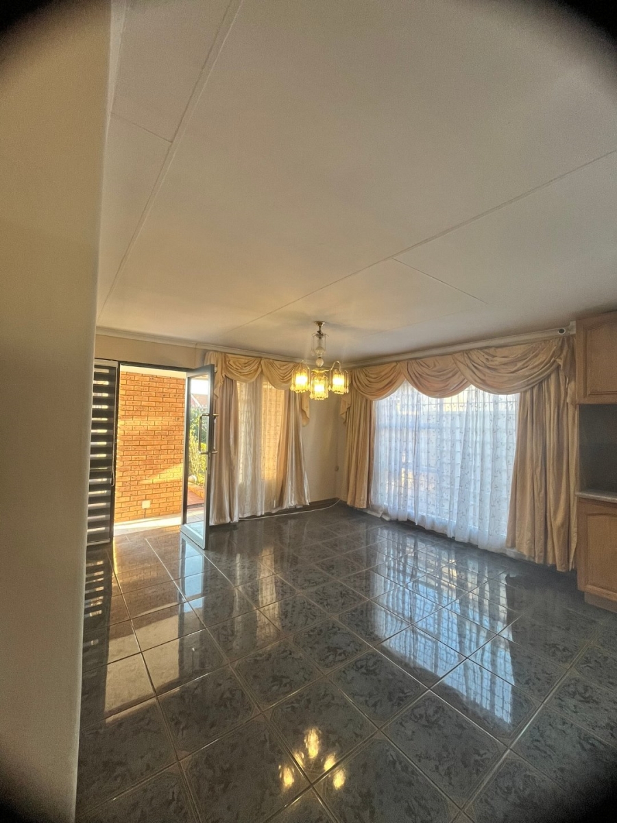 3 Bedroom Property for Sale in Eersterust Gauteng