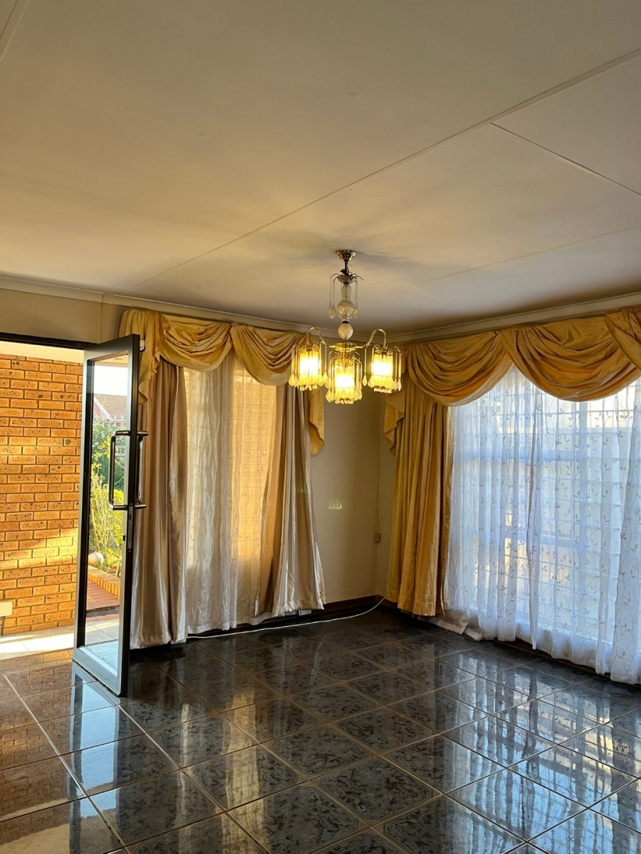 3 Bedroom Property for Sale in Eersterust Gauteng