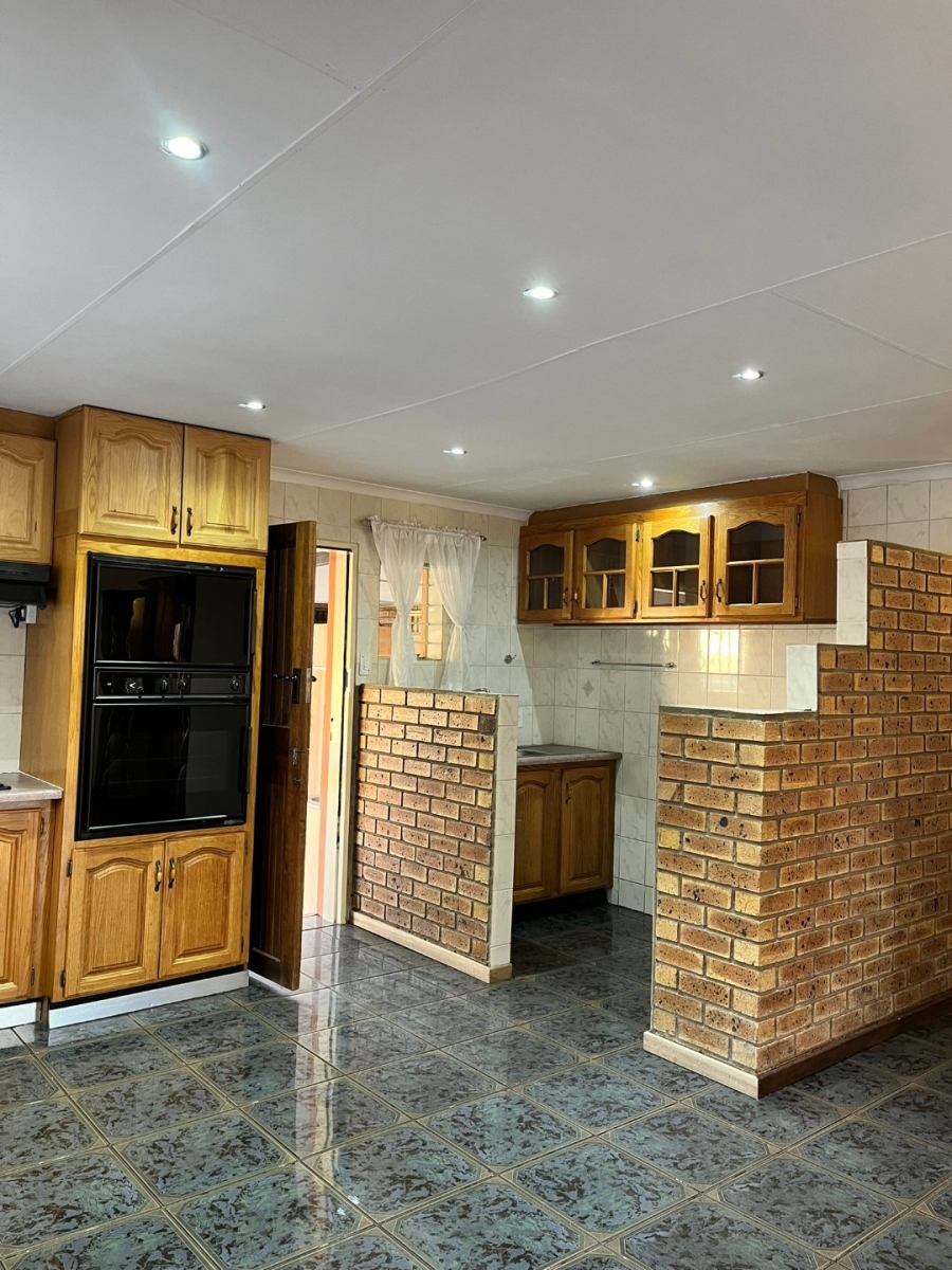 3 Bedroom Property for Sale in Eersterust Gauteng