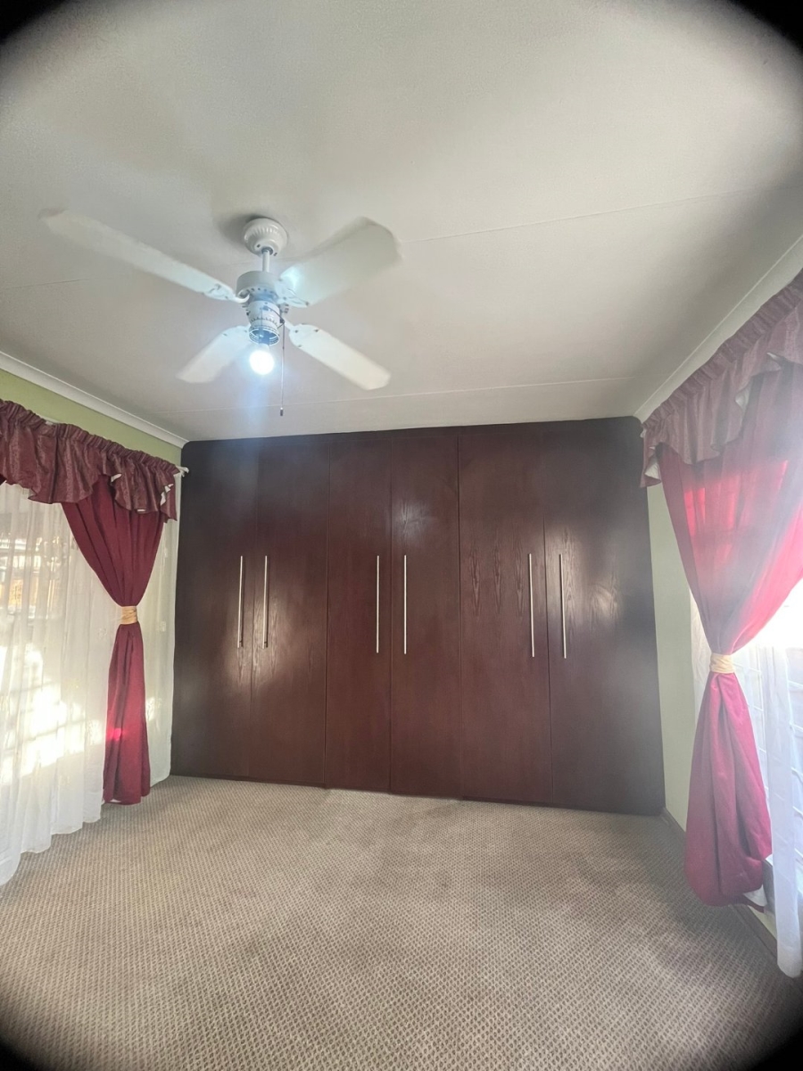 3 Bedroom Property for Sale in Eersterust Gauteng