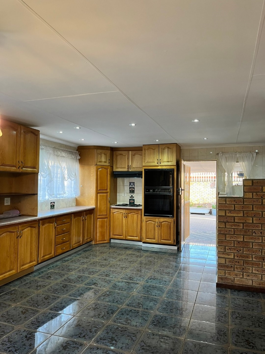 3 Bedroom Property for Sale in Eersterust Gauteng