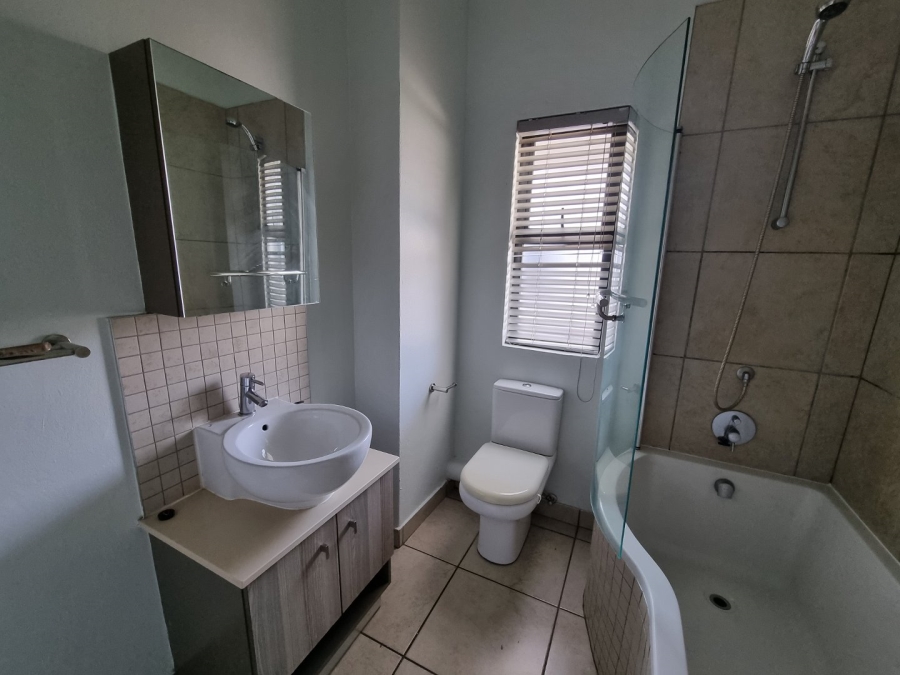 To Let 2 Bedroom Property for Rent in Rivonia Gauteng