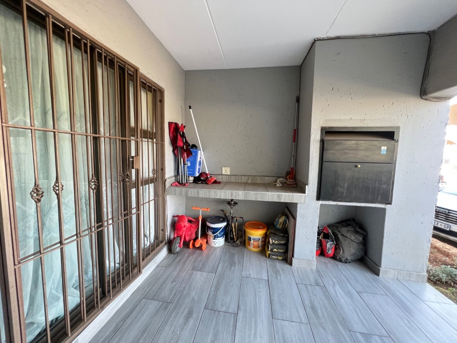 To Let 1 Bedroom Property for Rent in Northgate Gauteng