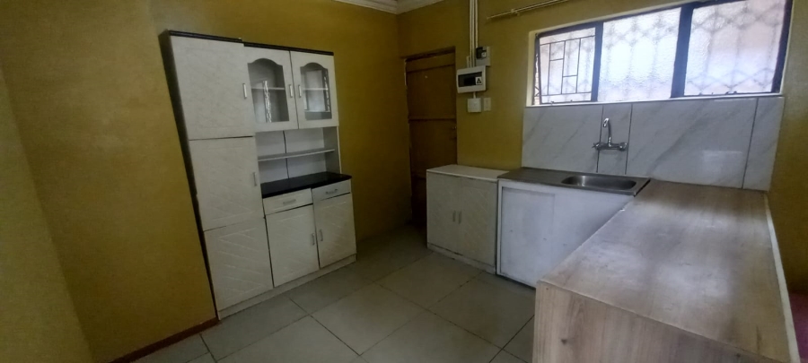 4 Bedroom Property for Sale in Mountain View Gauteng