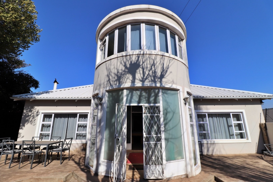 5 Bedroom Property for Sale in Primrose Hill Gauteng