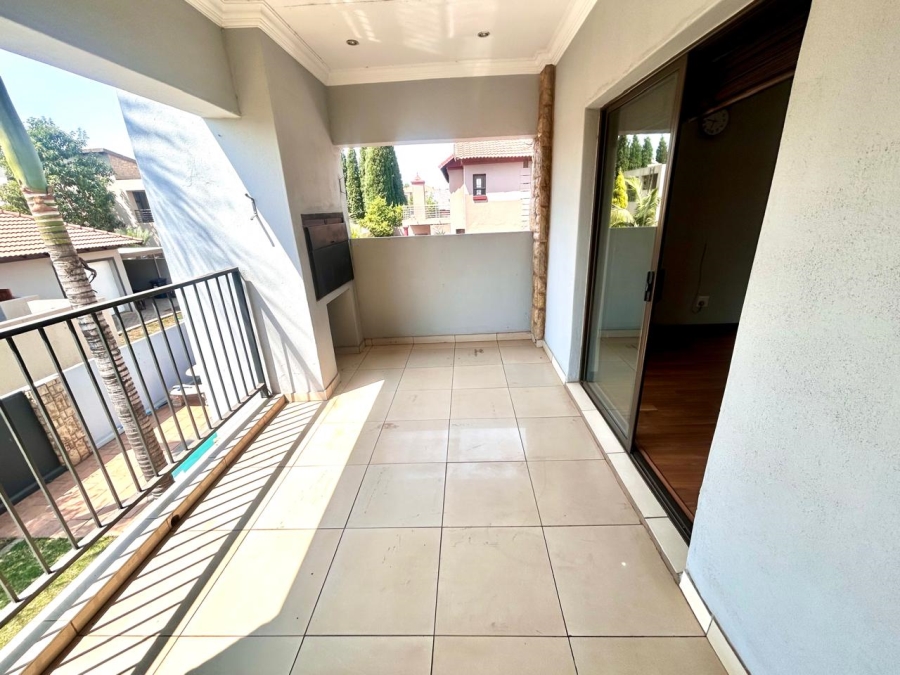 6 Bedroom Property for Sale in Montana Tuine Gauteng