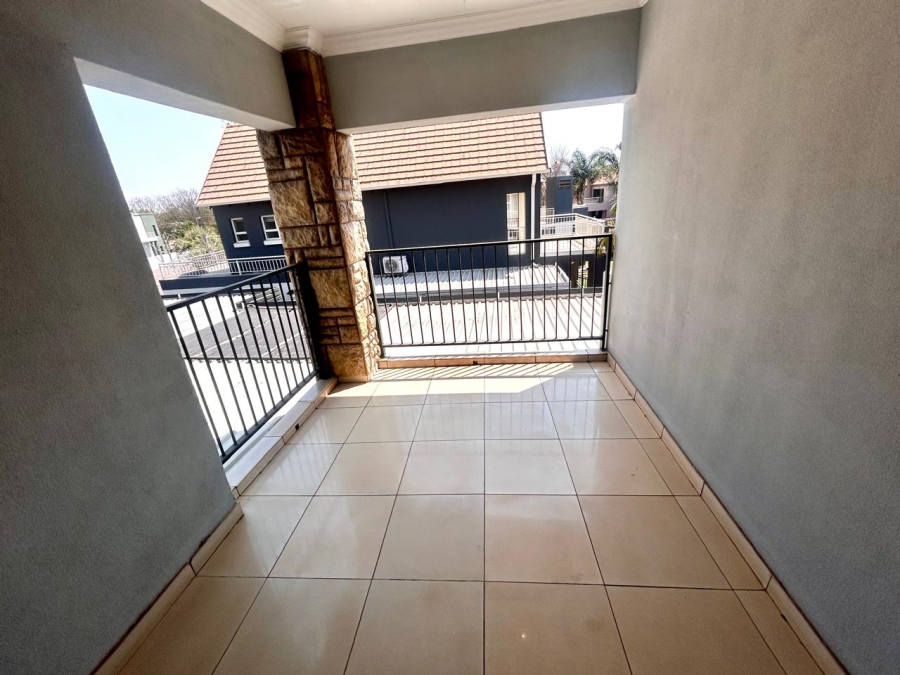 6 Bedroom Property for Sale in Montana Tuine Gauteng