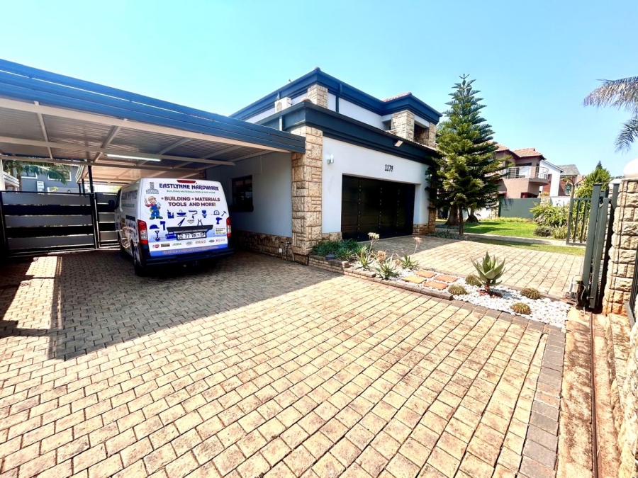 6 Bedroom Property for Sale in Montana Tuine Gauteng