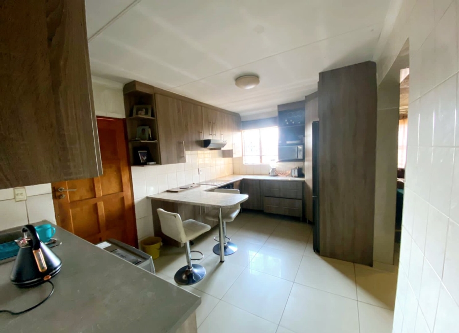 3 Bedroom Property for Sale in Mahube Valley Gauteng