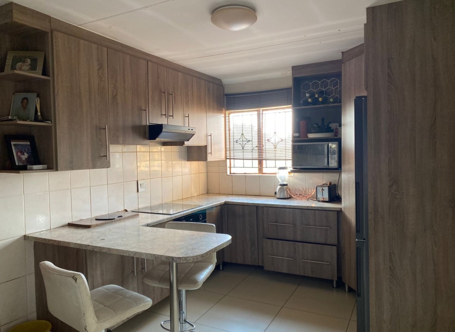 3 Bedroom Property for Sale in Mahube Valley Gauteng